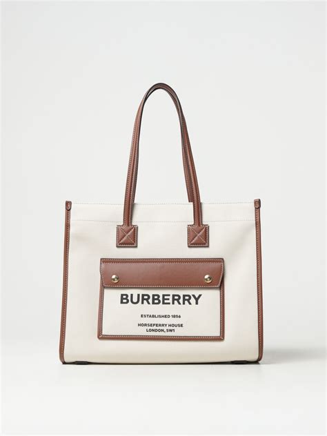 buy burberry handbags online